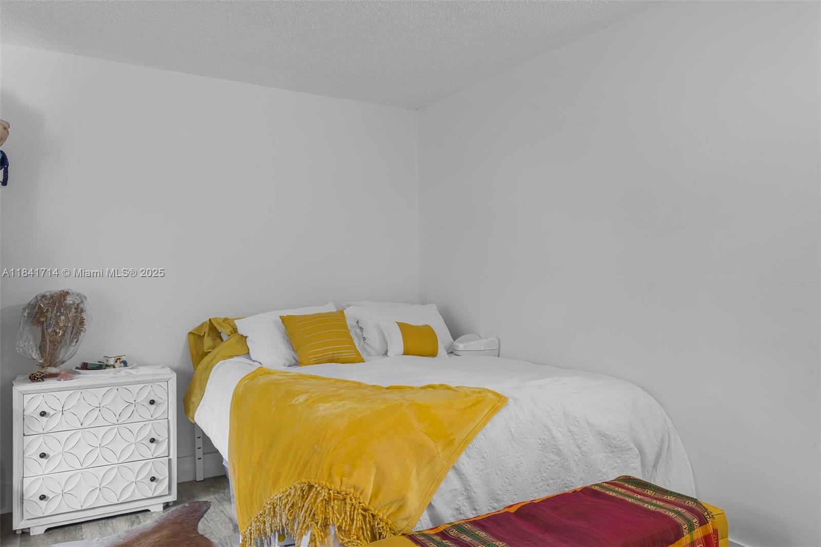 THE LEEWARD CONDO - Residential