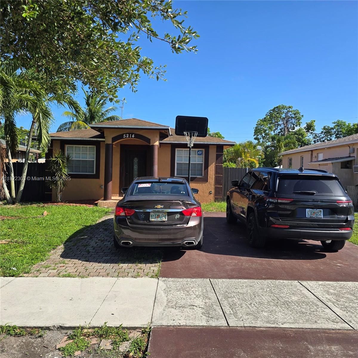 Rental Property at 5214 Wiley St Rear, Hollywood, Broward County, Florida - Bedrooms: 1 
Bathrooms: 1  - $1,500 MO.