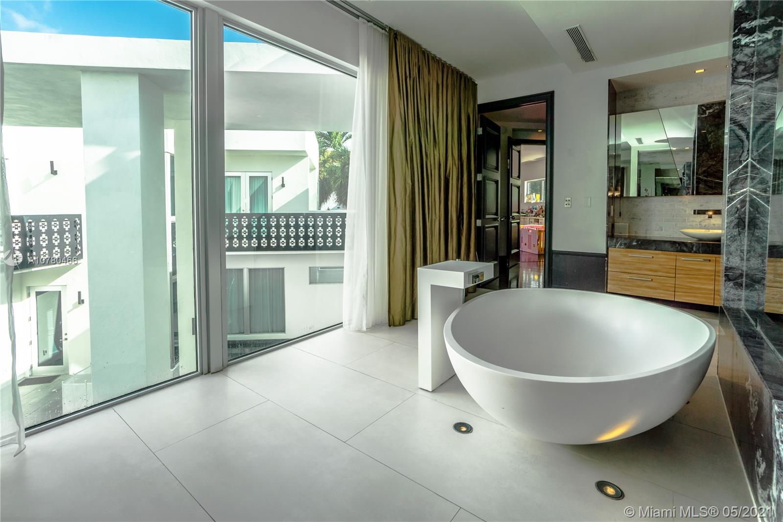 BAL HARBOUR RESIDENTIAL S - Residential