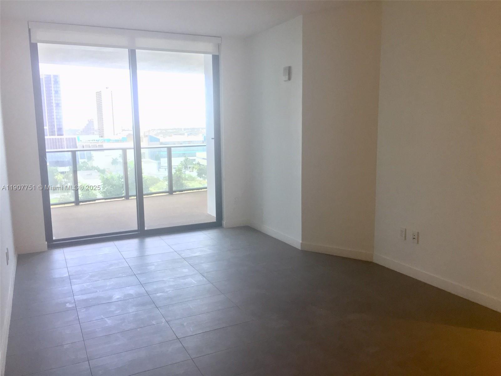 CANVAS CONDO - Residential Lease