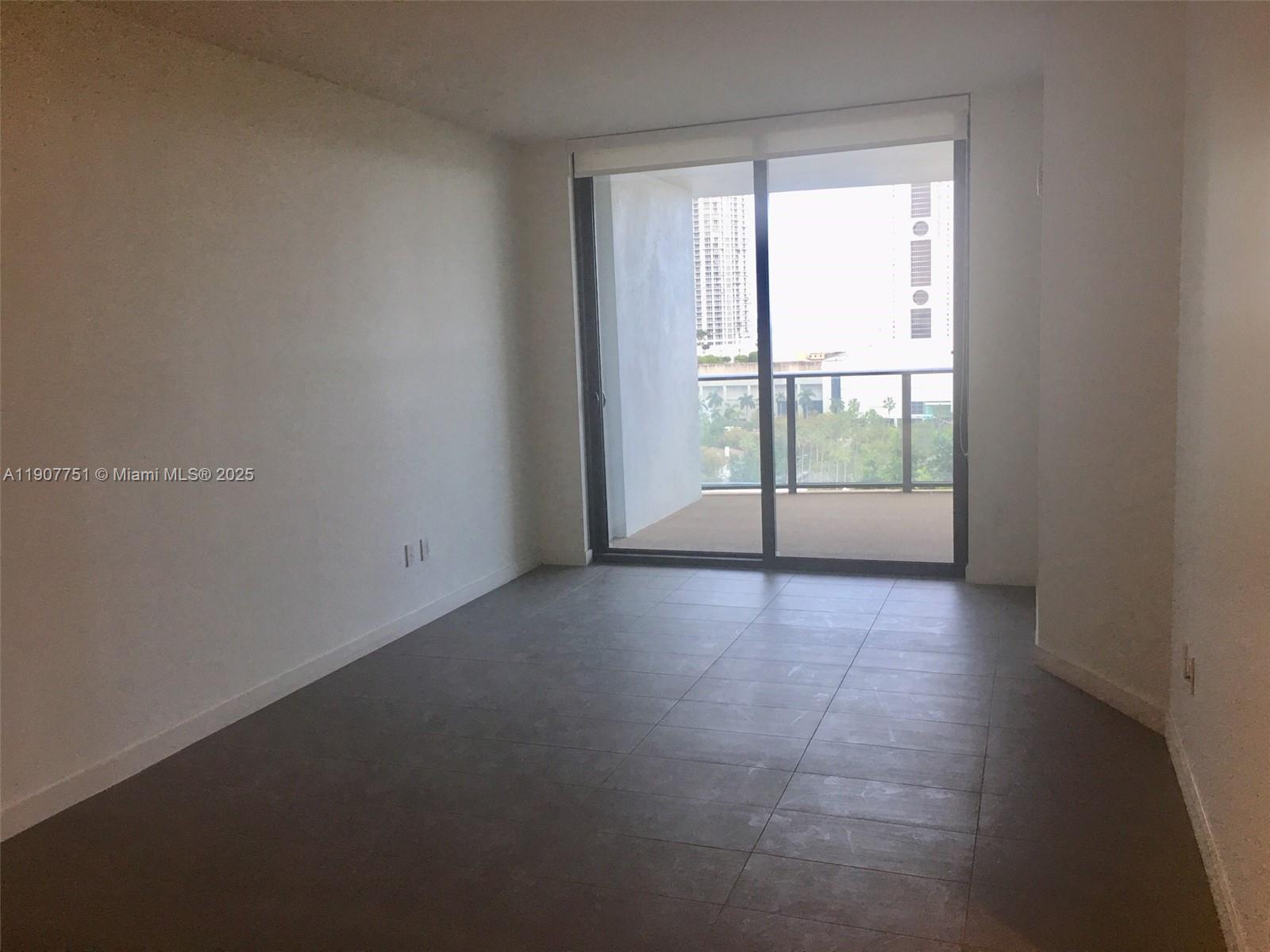CANVAS CONDO - Residential Lease