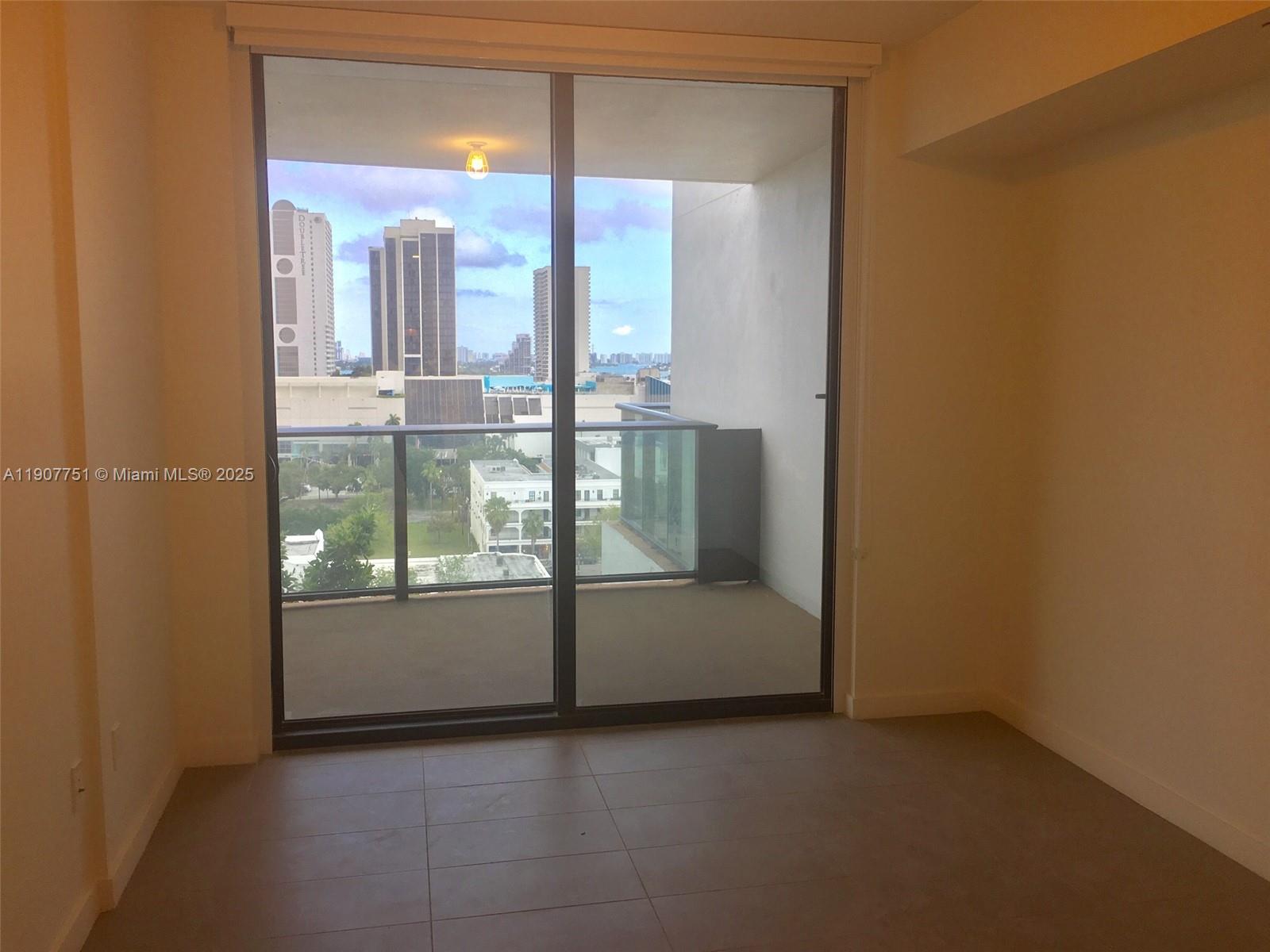 CANVAS CONDO - Residential Lease