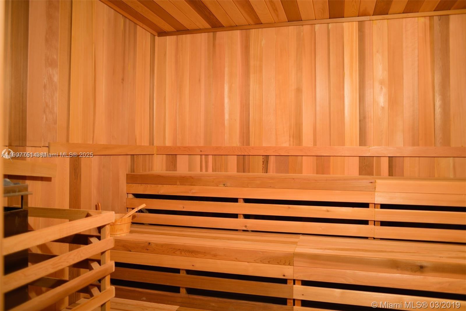 CANVAS CONDO - Residential Lease