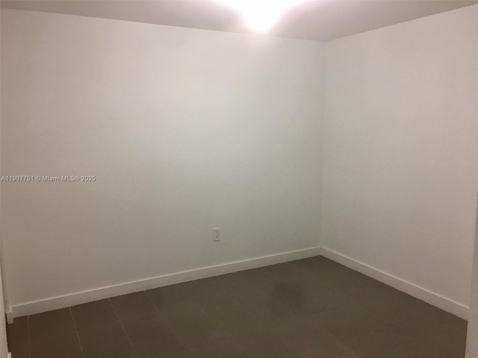 CANVAS CONDO - Residential Lease