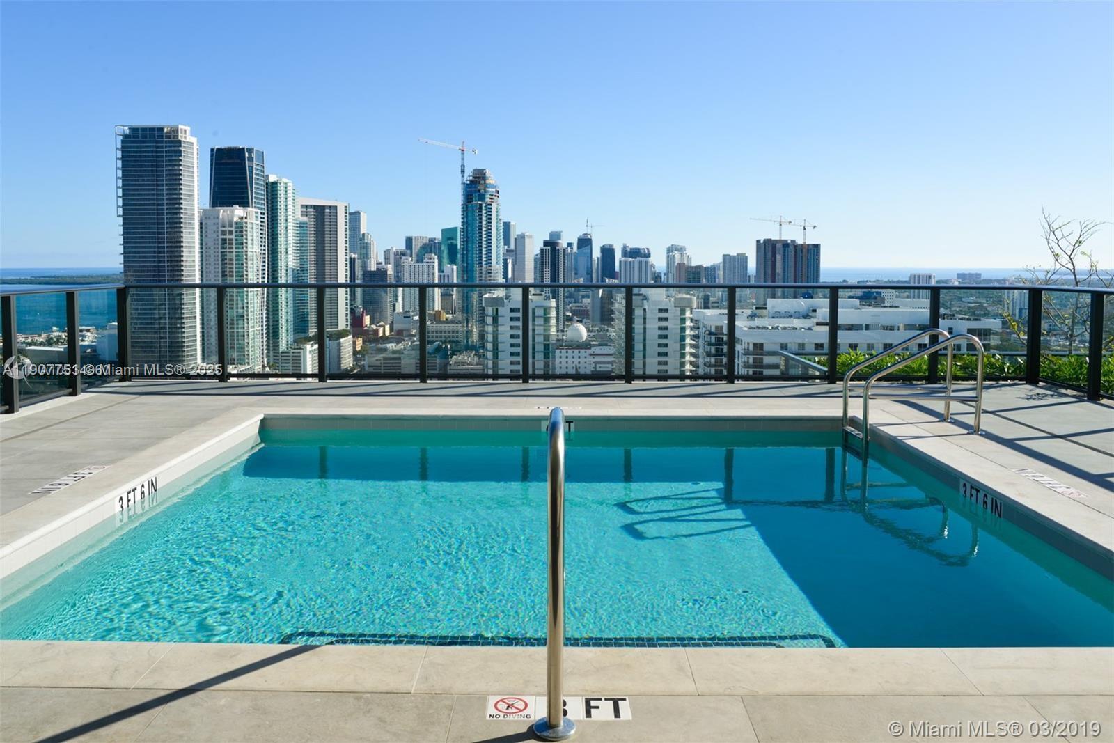 CANVAS CONDO - Residential Lease