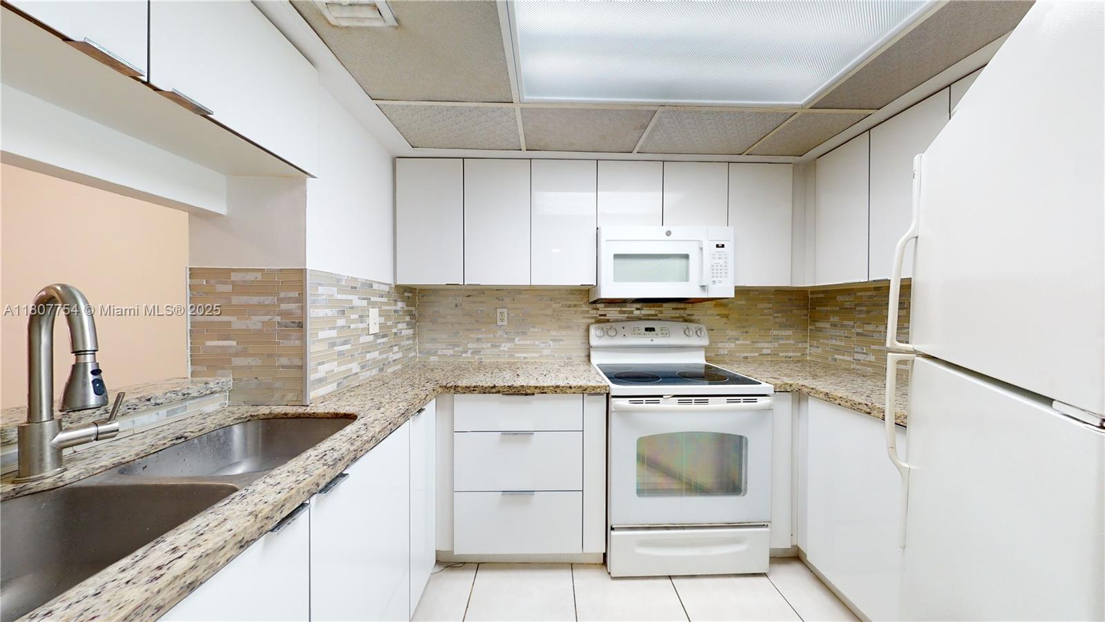 Rental Property at 8275 Sw 152nd Ave D-209, Miami, Broward County, Florida - Bedrooms: 2 
Bathrooms: 1  - $2,100 MO.