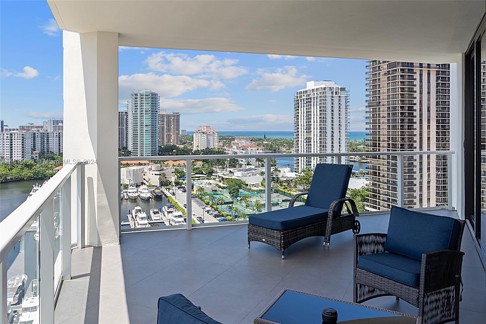 Property for Sale at 19500 Turnberry Way 16B, Aventura, Miami-Dade County, Florida - Bedrooms: 3 
Bathrooms: 4  - $1,750,000