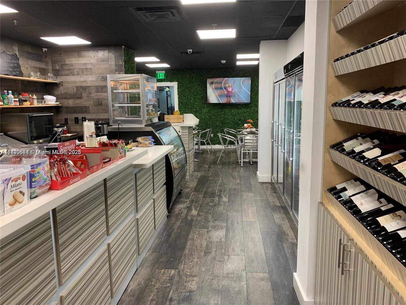 THE PALM BAY YACHT CLUB C - Residential