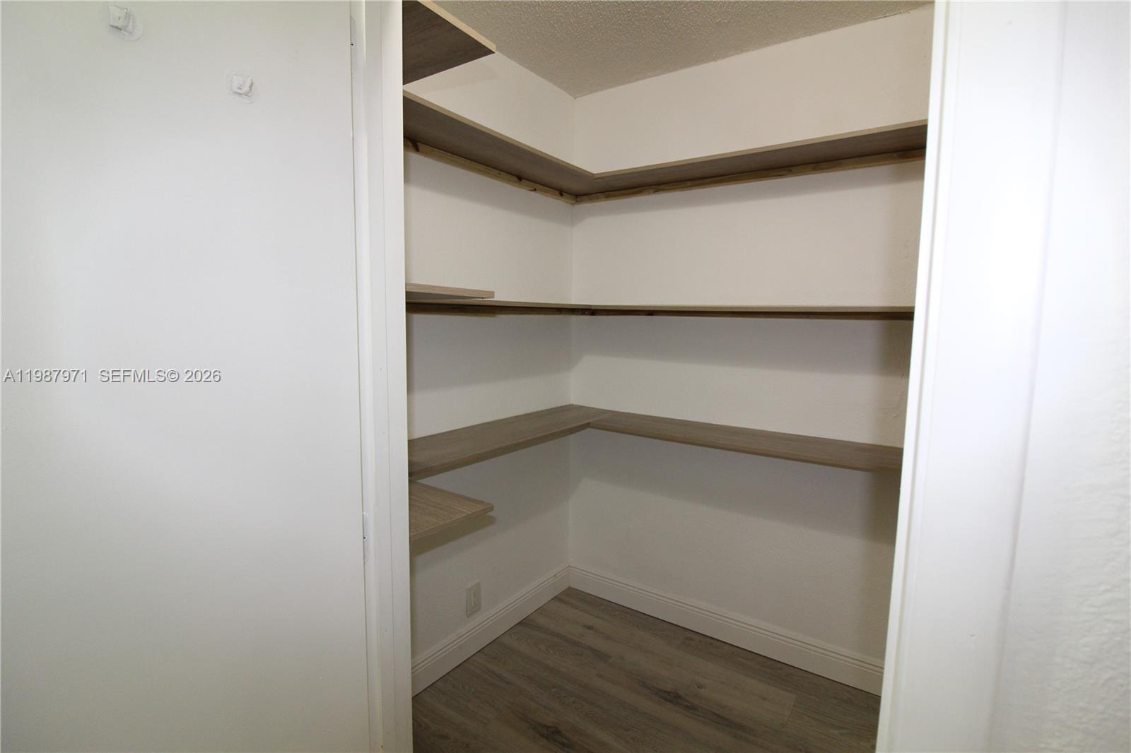 OAKLAND HILLS 6 SEC - Residential