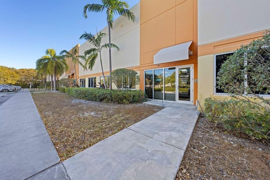 Spacious 6,000 SF Light Industrial Warehouse in a Class A condominium. Features rear-loaded access, 22’ clear ceiling height, dock-high door with ramp, and ample truck & car parking. Includes office & mezzanine space, ideal for logistics, distribution, or light manufacturing. Prime location with easy access to Florida’s Turnpike & Okeechobee Rd, just 25 minutes from Miami International Airport. Great opportunity for businesses seeking efficiency & accessibility!