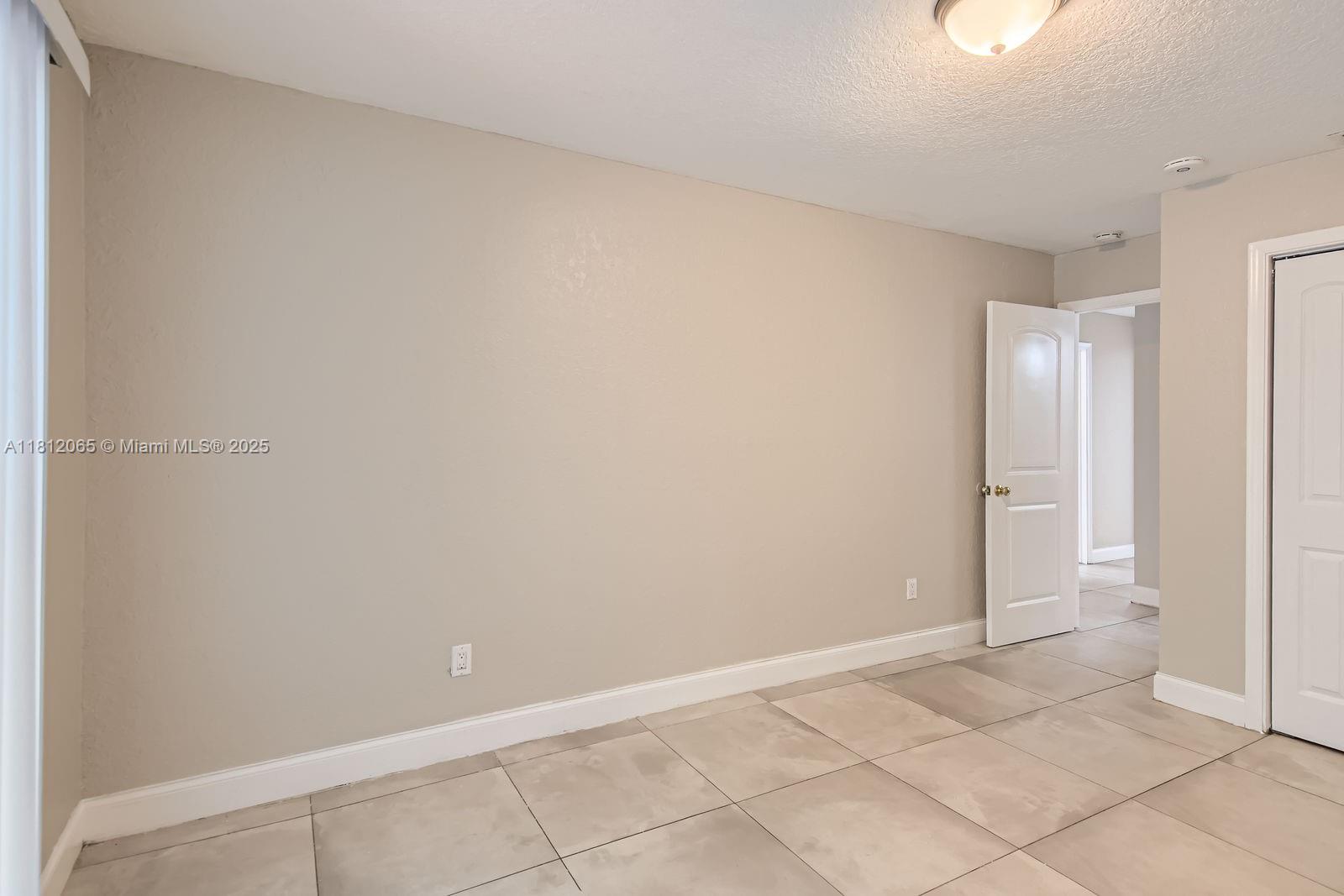SANDALFOOT COVE SEC 5 - Residential