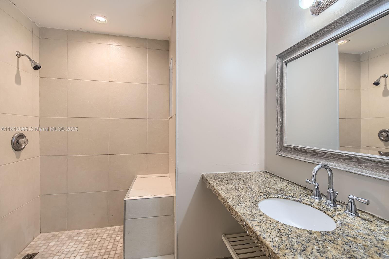 SANDALFOOT COVE SEC 5 - Residential