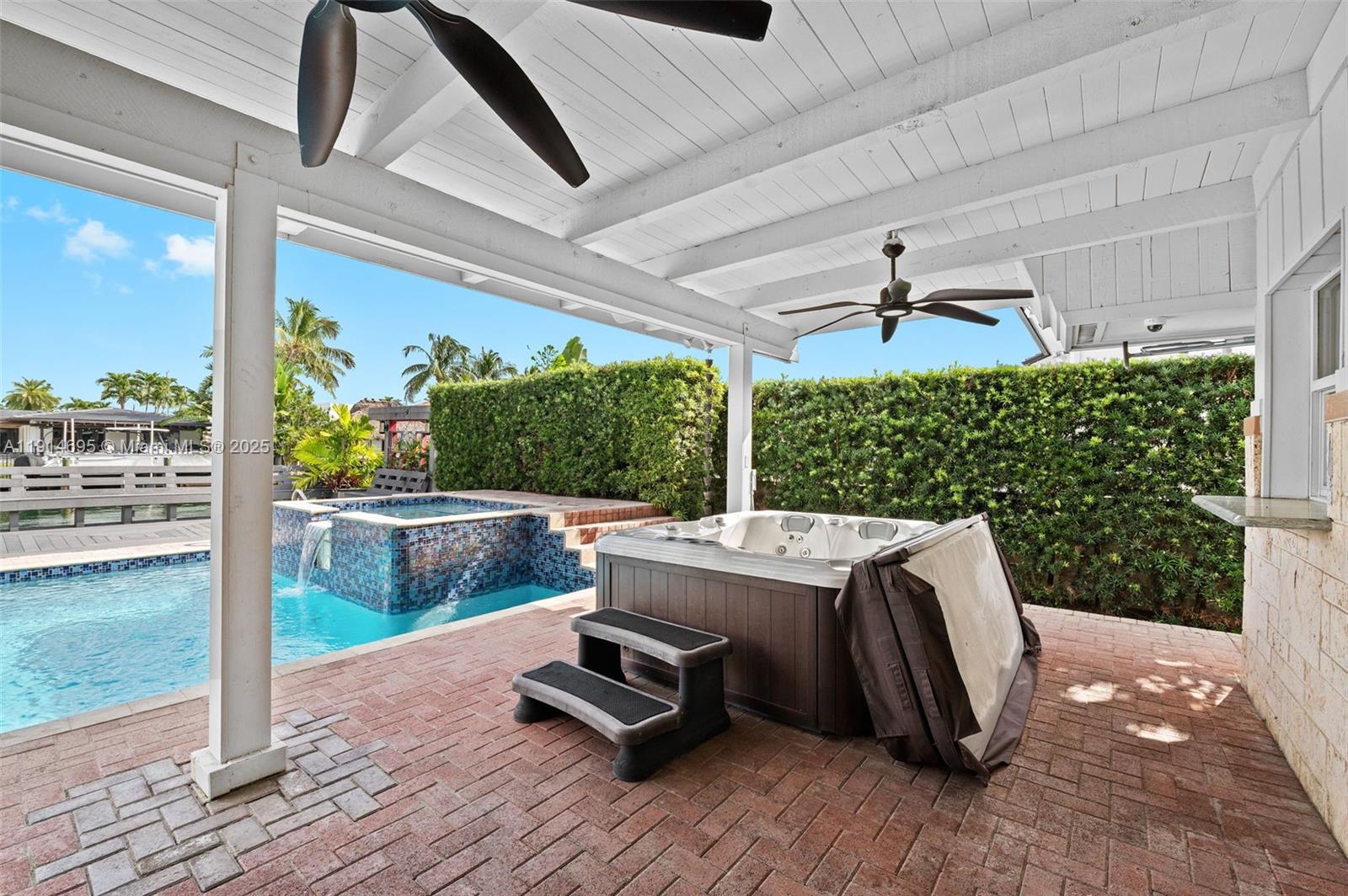 SANS SOUCI ESTATES - Residential