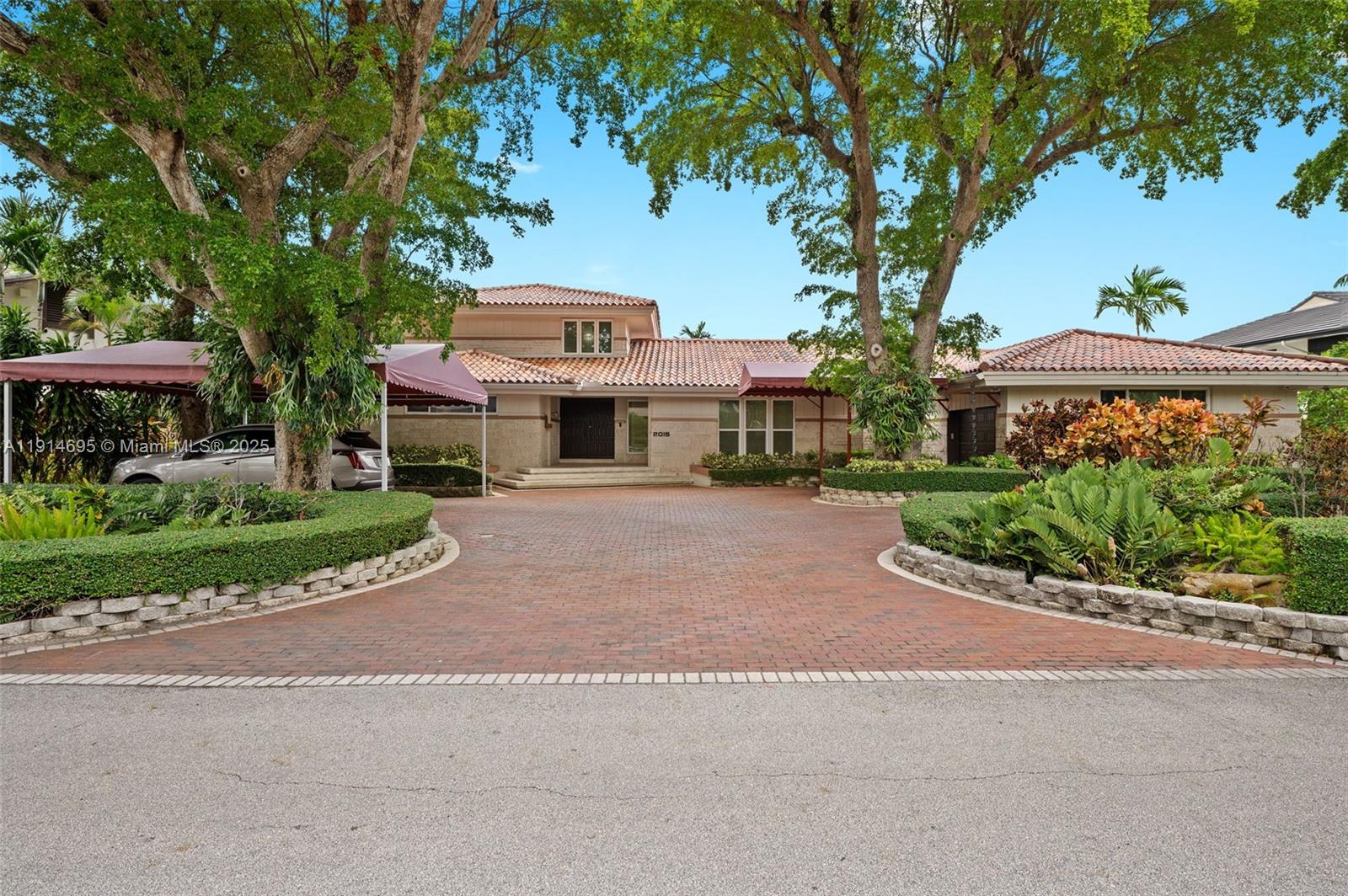 SANS SOUCI ESTATES - Residential