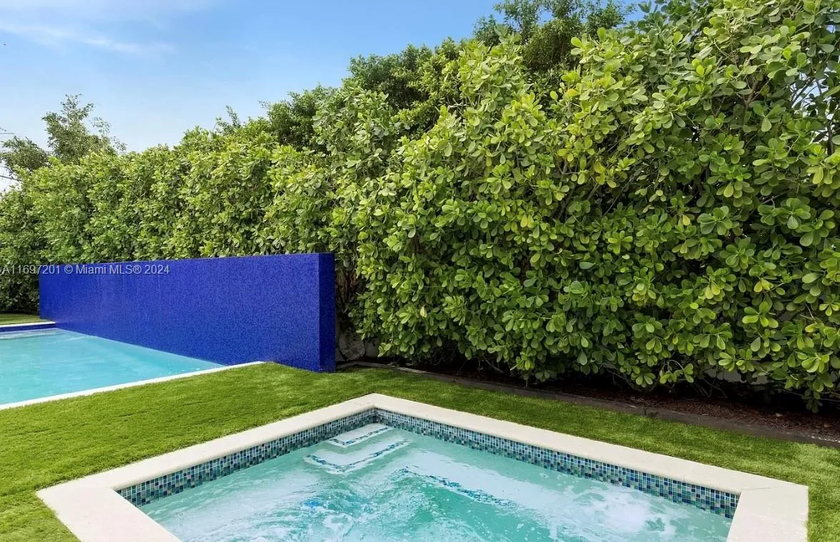 Miami Beach, Florida 33141, United States, 5 Bedrooms Bedrooms, ,6 BathroomsBathrooms,Residential,Active,31317