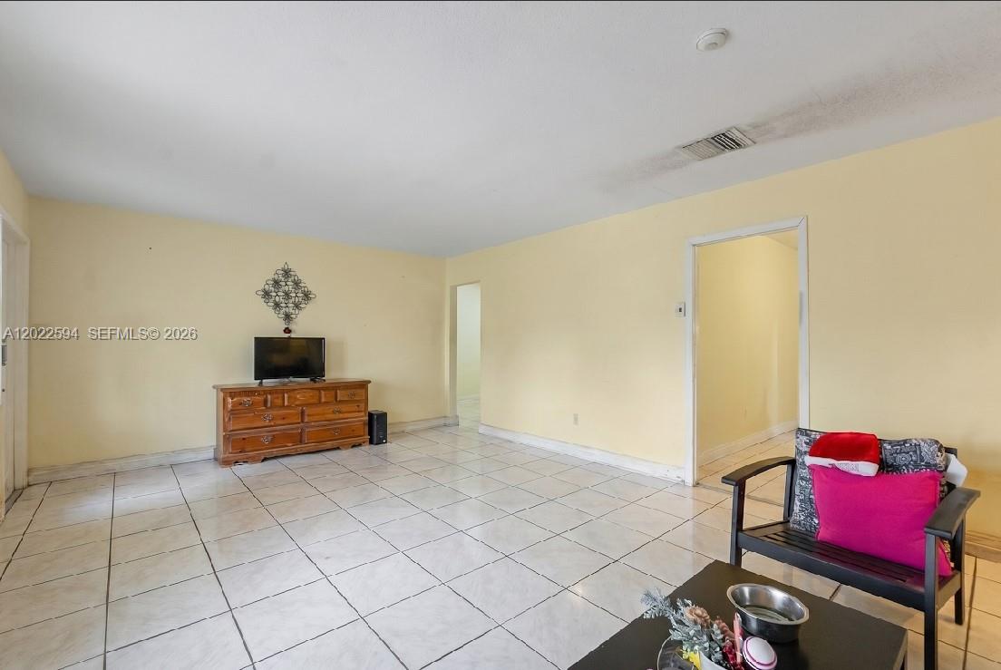 MAINLANDS OF TAMARAC LAKE - Residential