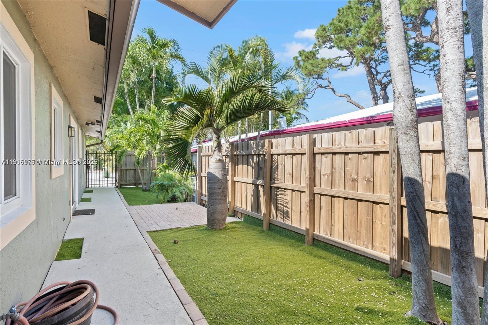 MIDDLE RIVER PLAZA - Residential Income