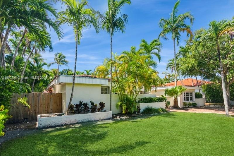 BISCAYNE KEY ESTATES - Residential