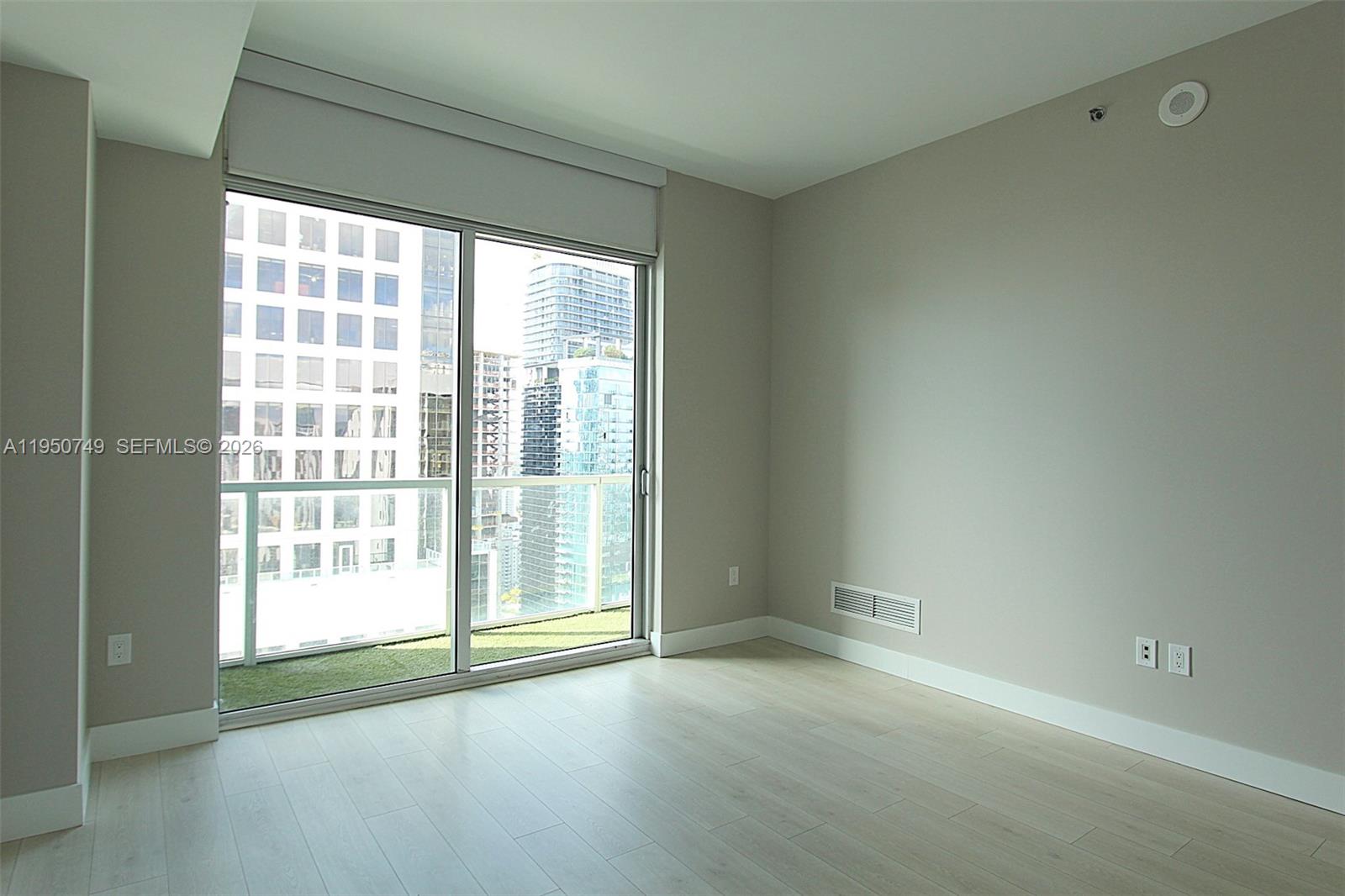 500 BRICKELL EAST CONDO - Residential