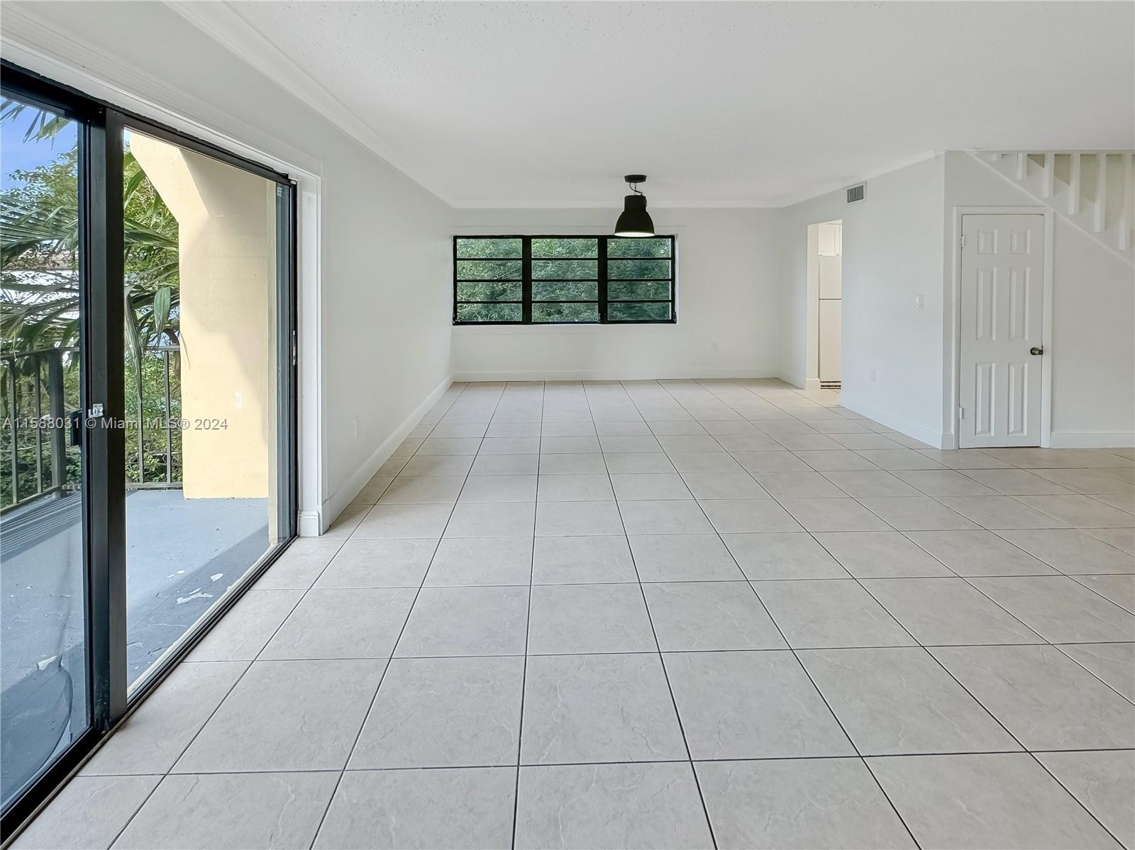 NOB HILL WEST CONDO - Residential