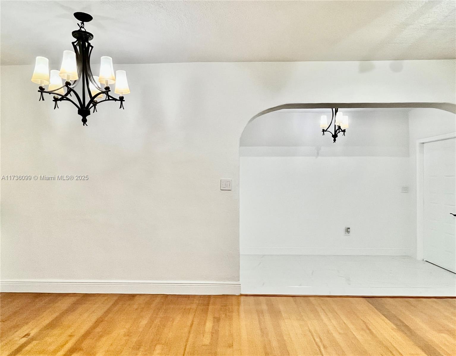 1590 Ne 141st St 1, North Miami, Miami-Dade County, Florida - 2 Bedrooms  
1 Bathrooms - 