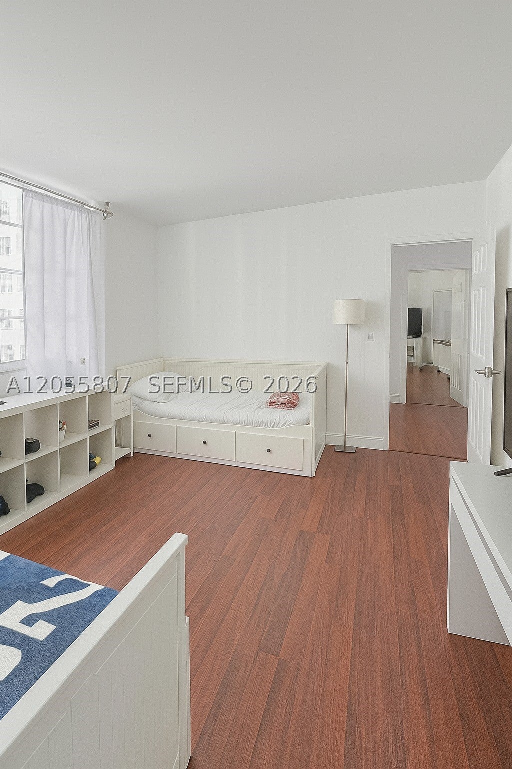905 Brickell Bay Dr 1022