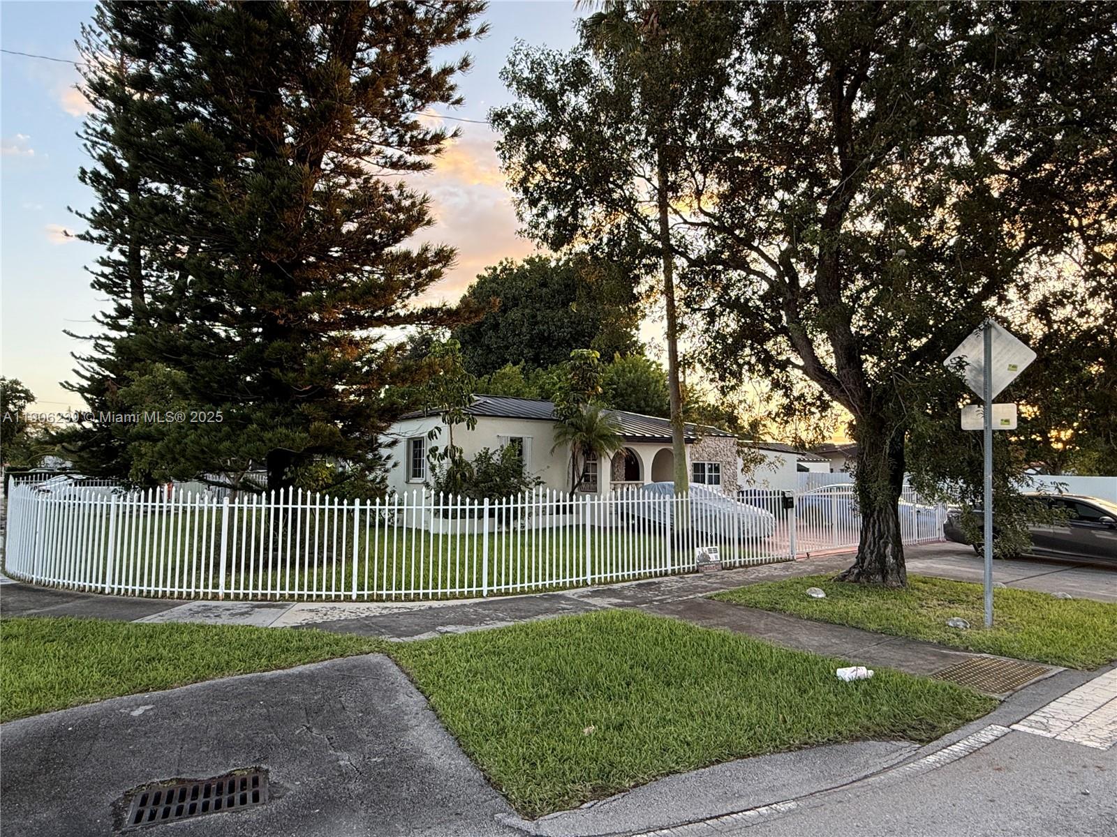 WINONA PARK - Residential