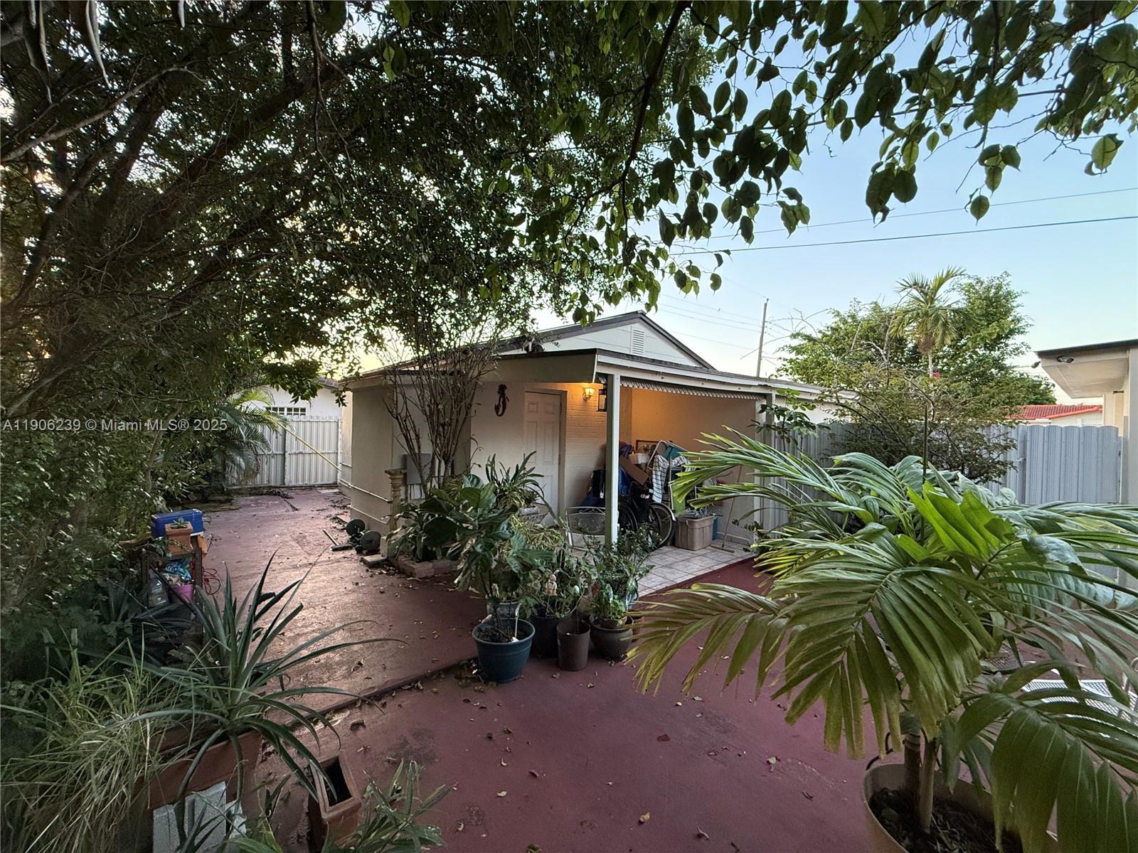 WINONA PARK - Residential