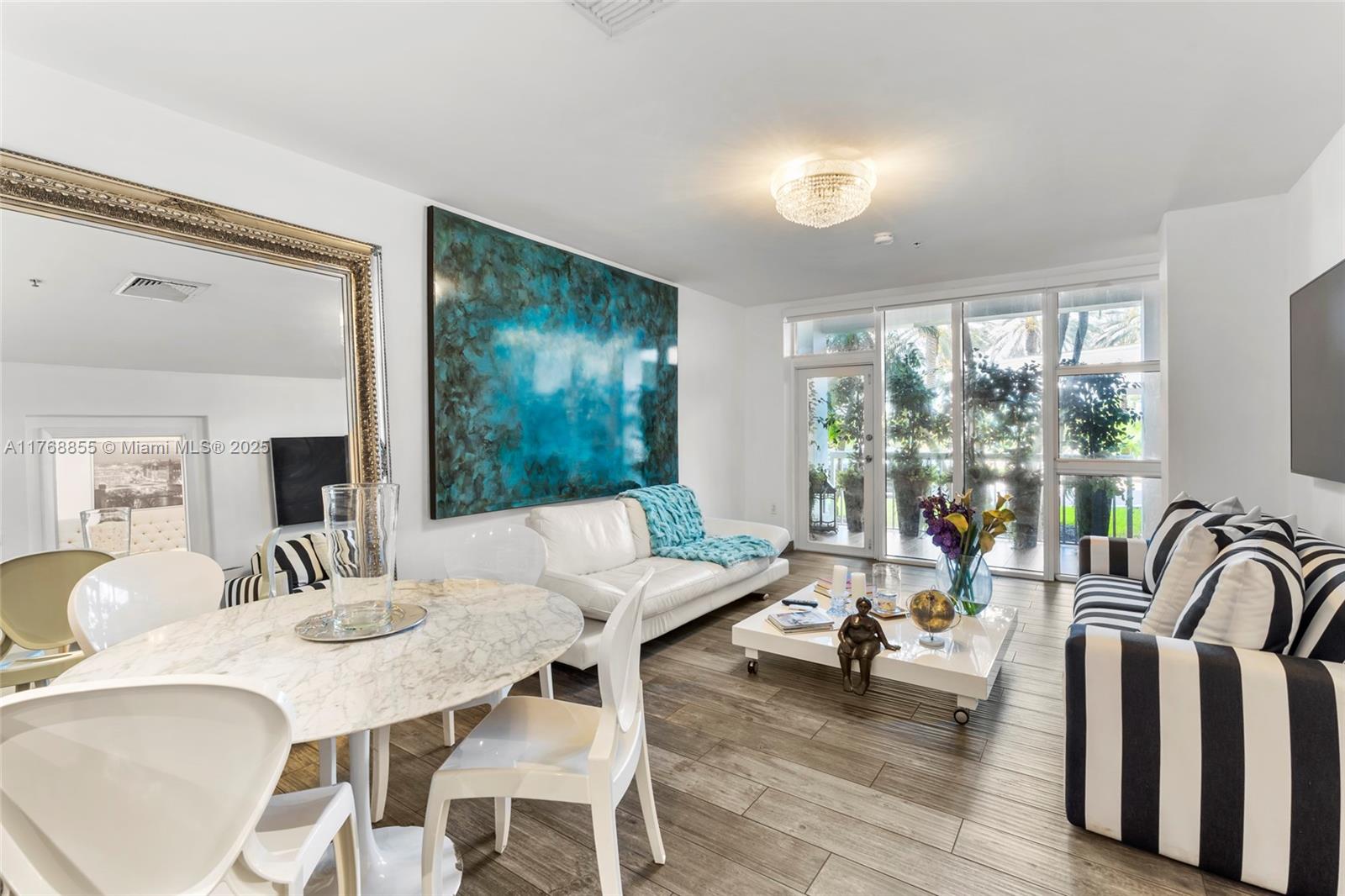 10275 Collins Ave 116