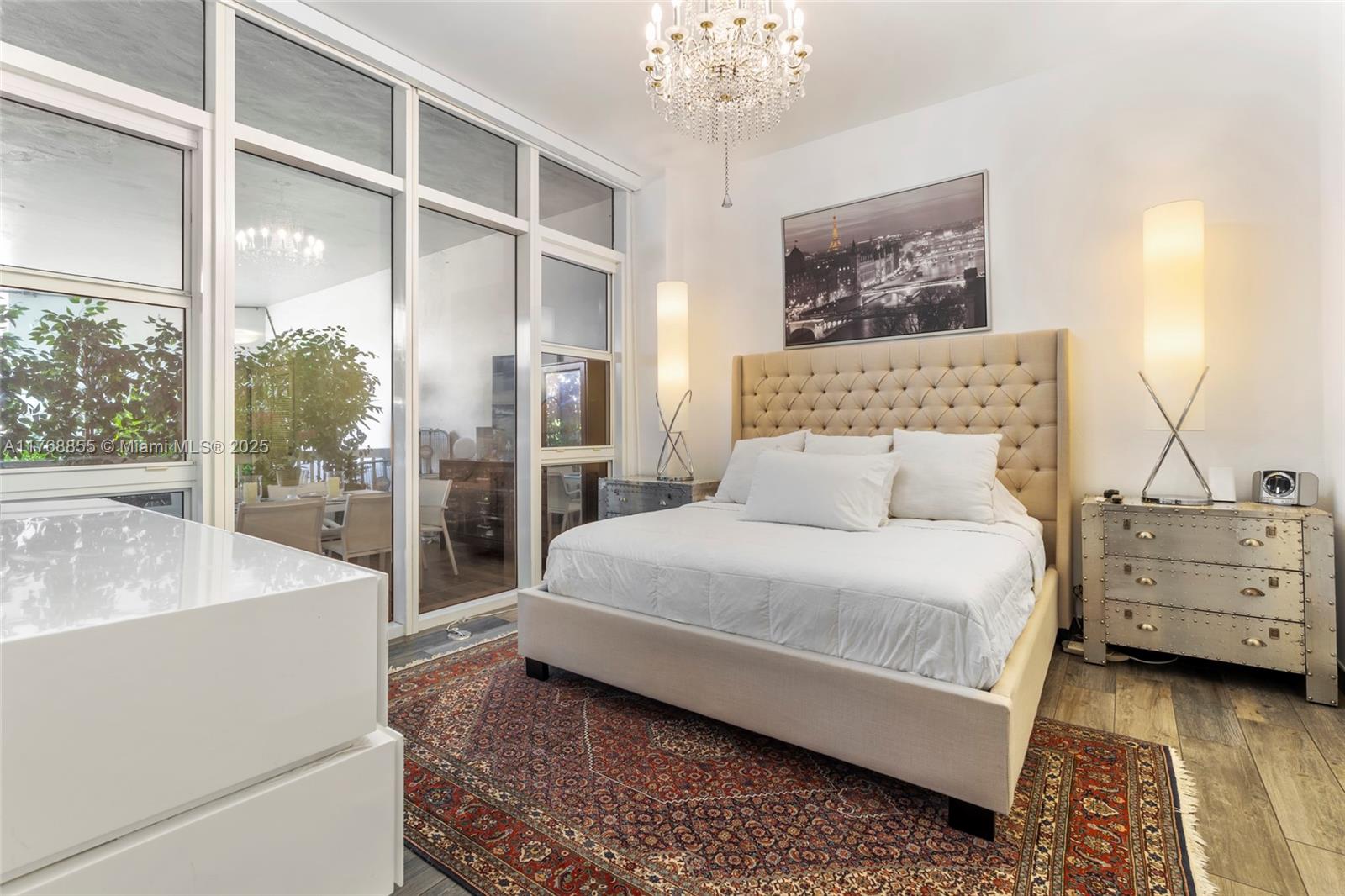 10275 Collins Ave 116
