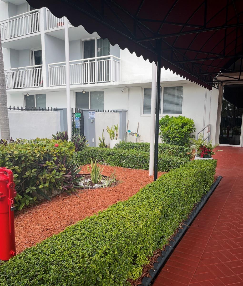 HARBOUR POINTE OF MIAMI C - Residential Lease