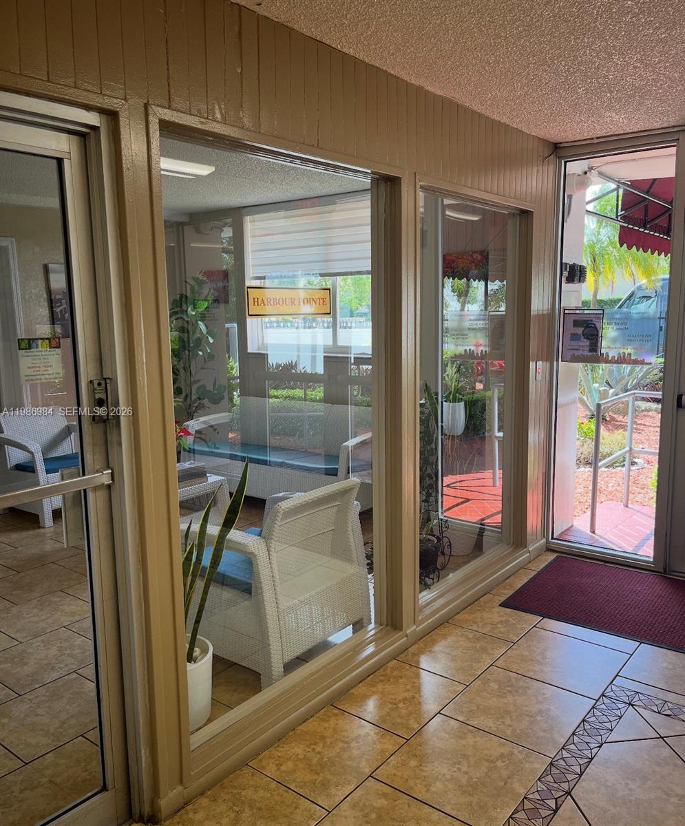 HARBOUR POINTE OF MIAMI C - Residential Lease