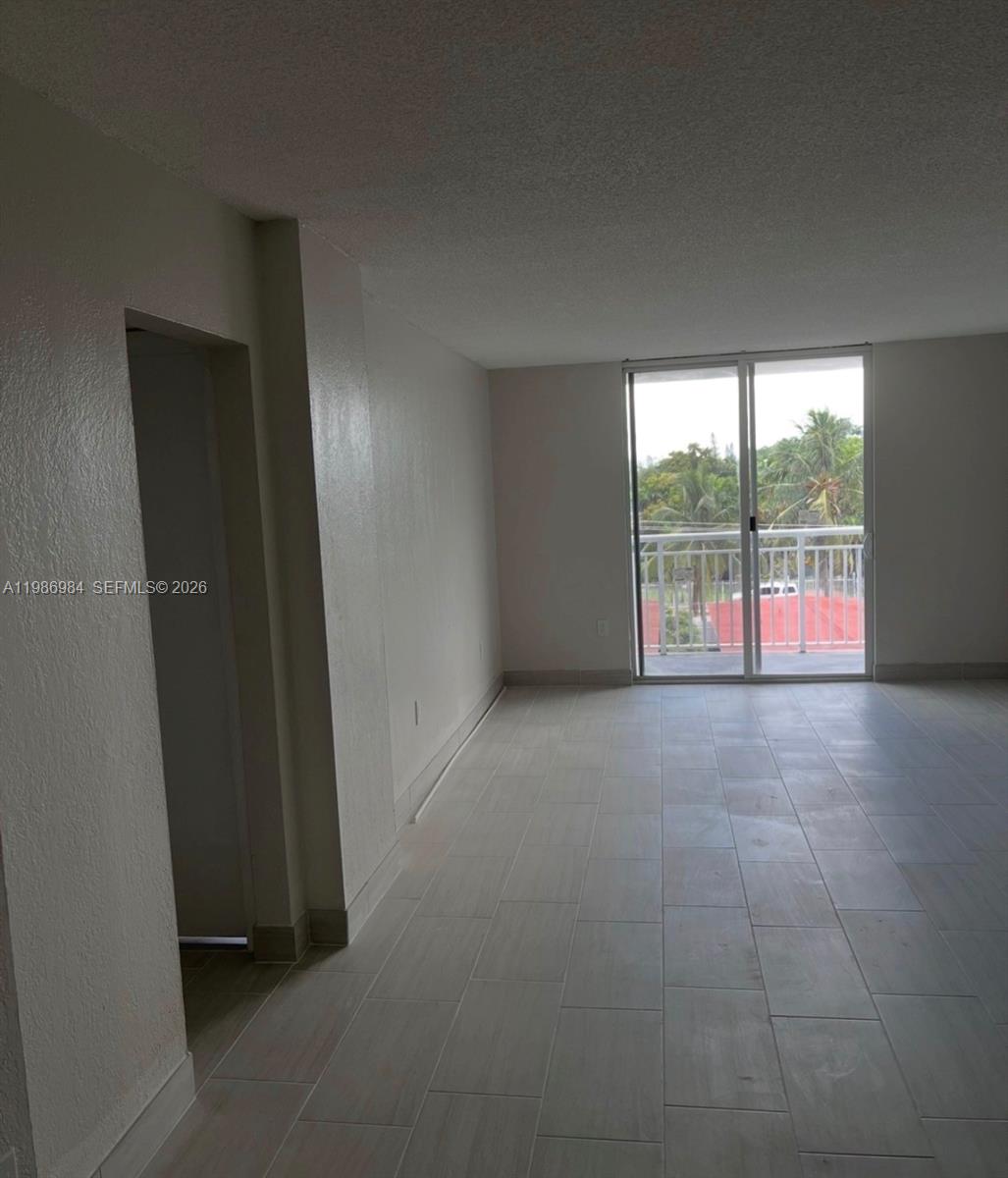 HARBOUR POINTE OF MIAMI C - Residential Lease