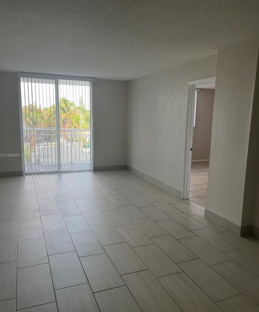 HARBOUR POINTE OF MIAMI C - Residential Lease