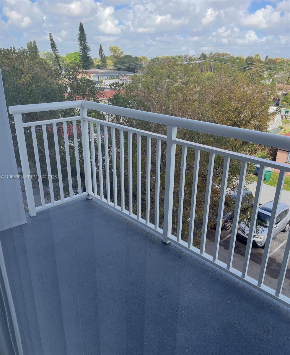 1251 NE 108th St 408