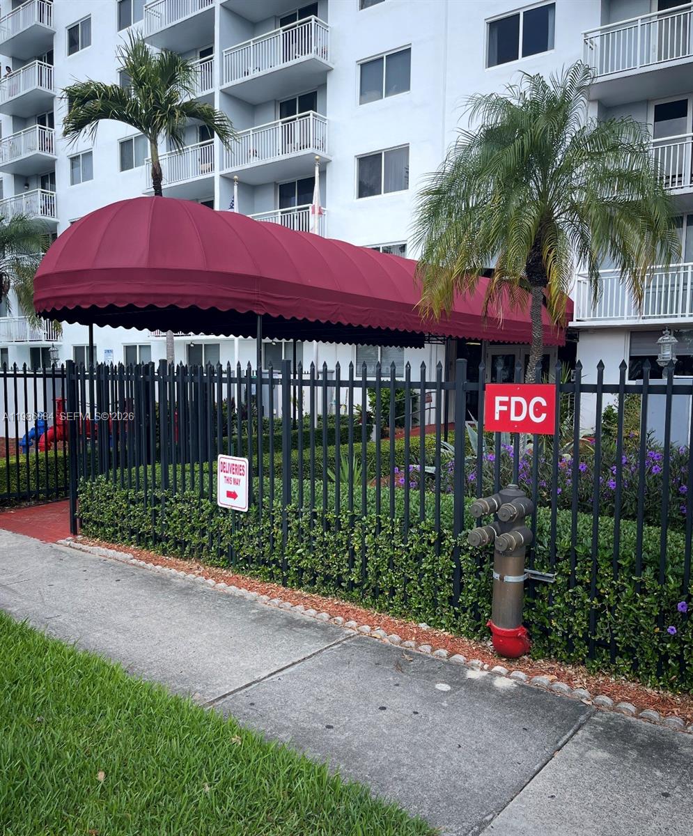 HARBOUR POINTE OF MIAMI C - Residential Lease