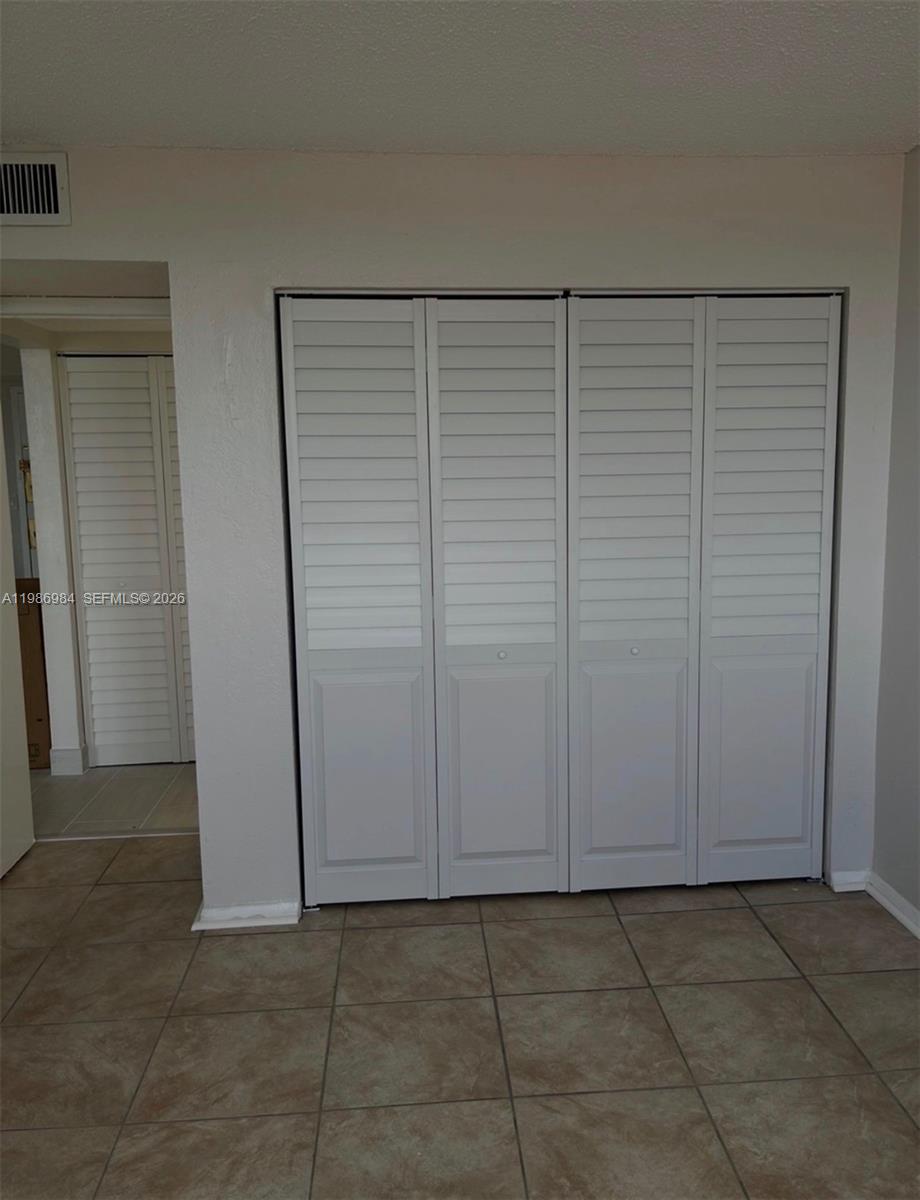 HARBOUR POINTE OF MIAMI C - Residential Lease