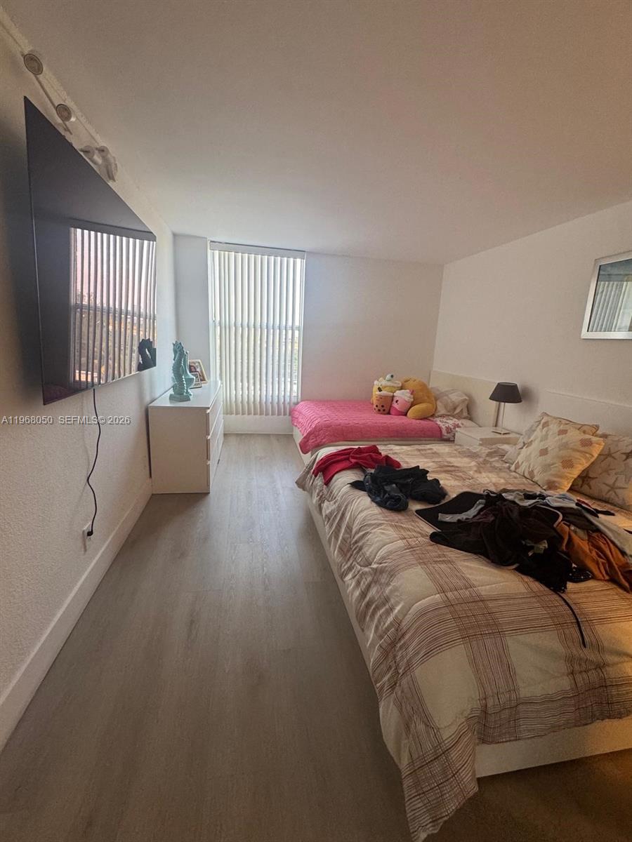 KEYSTONE TOWERS CONDO - Residential