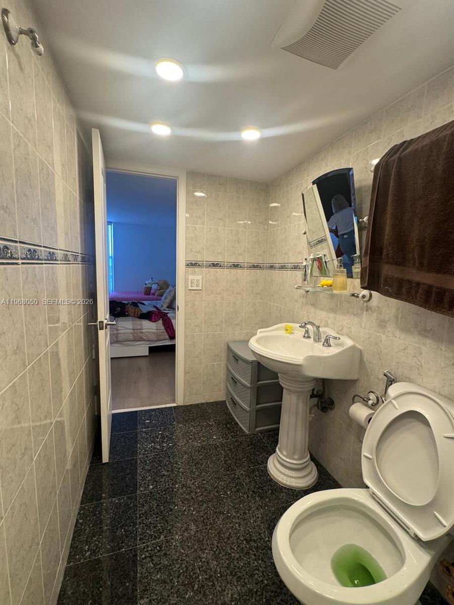 KEYSTONE TOWERS CONDO - Residential