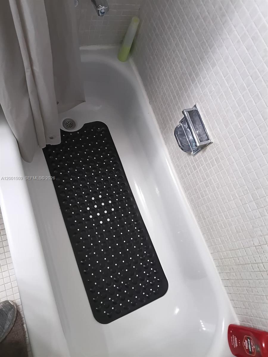 WALTHAM CONDO - Residential Lease