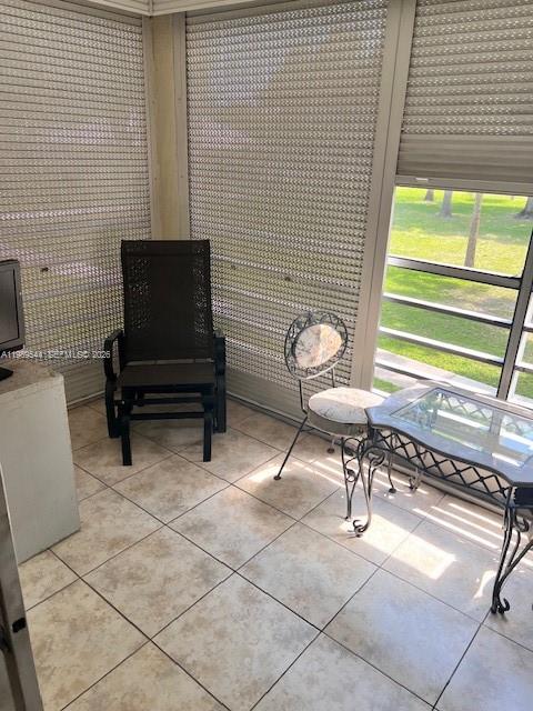 CYPRESS CHASE CONDO NO 1 - Residential