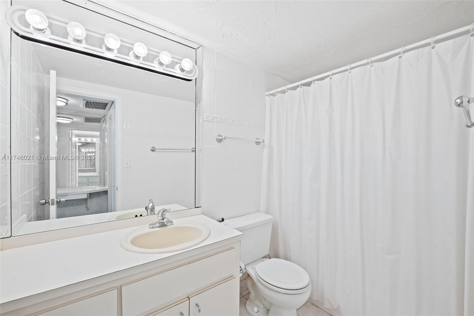 ROYAL EMBASSY CONDO - Residential