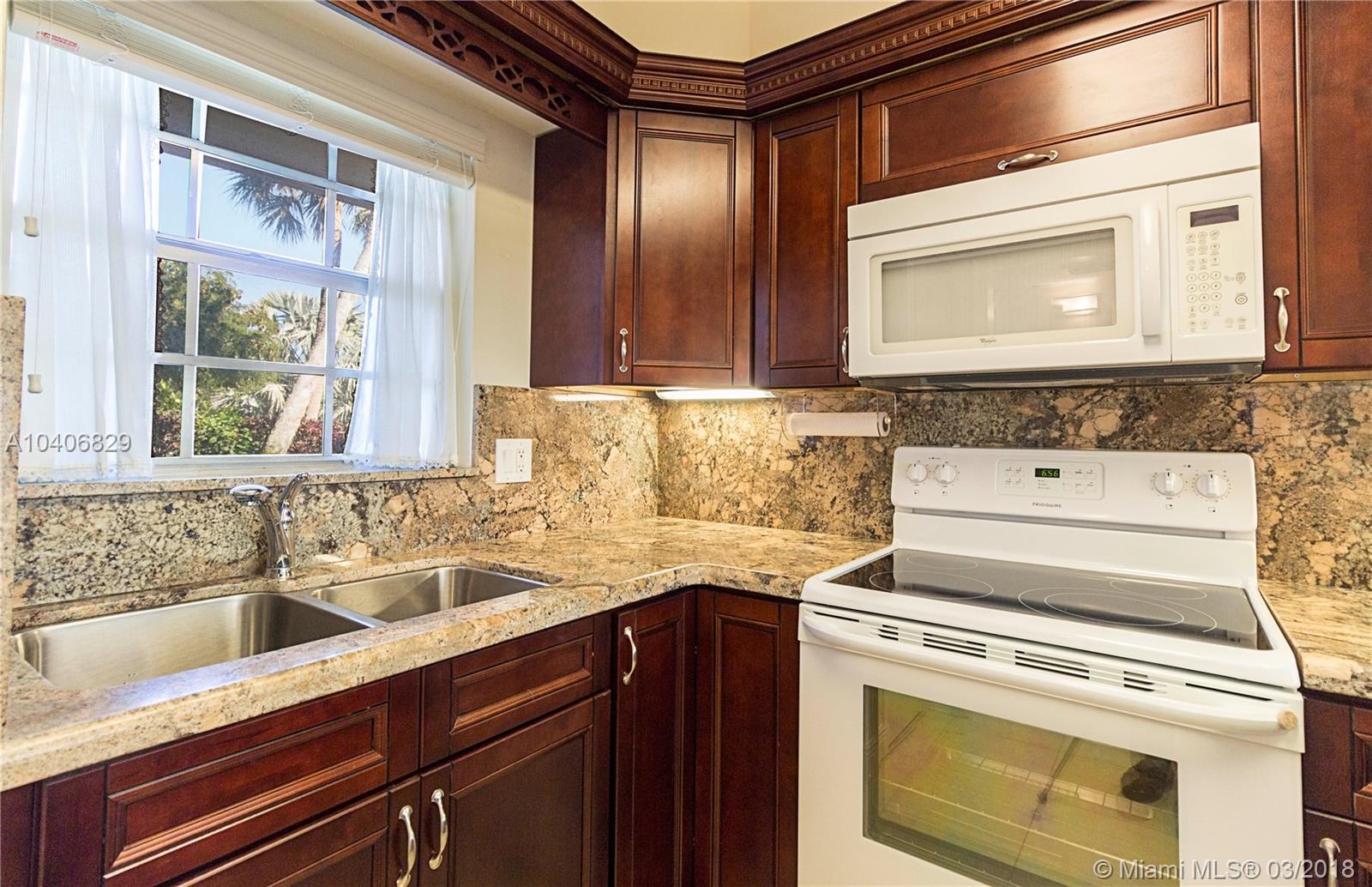 BOCA VERDE EAST CONDO - Residential