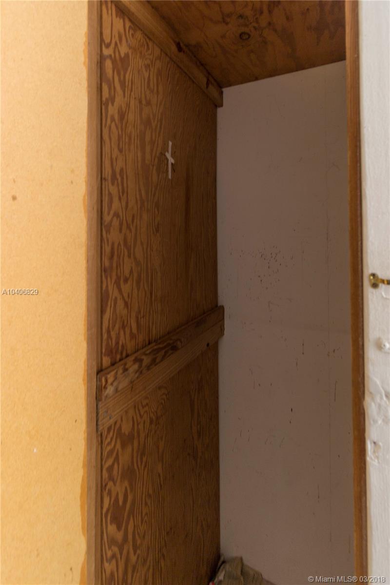 BOCA VERDE EAST CONDO - Residential