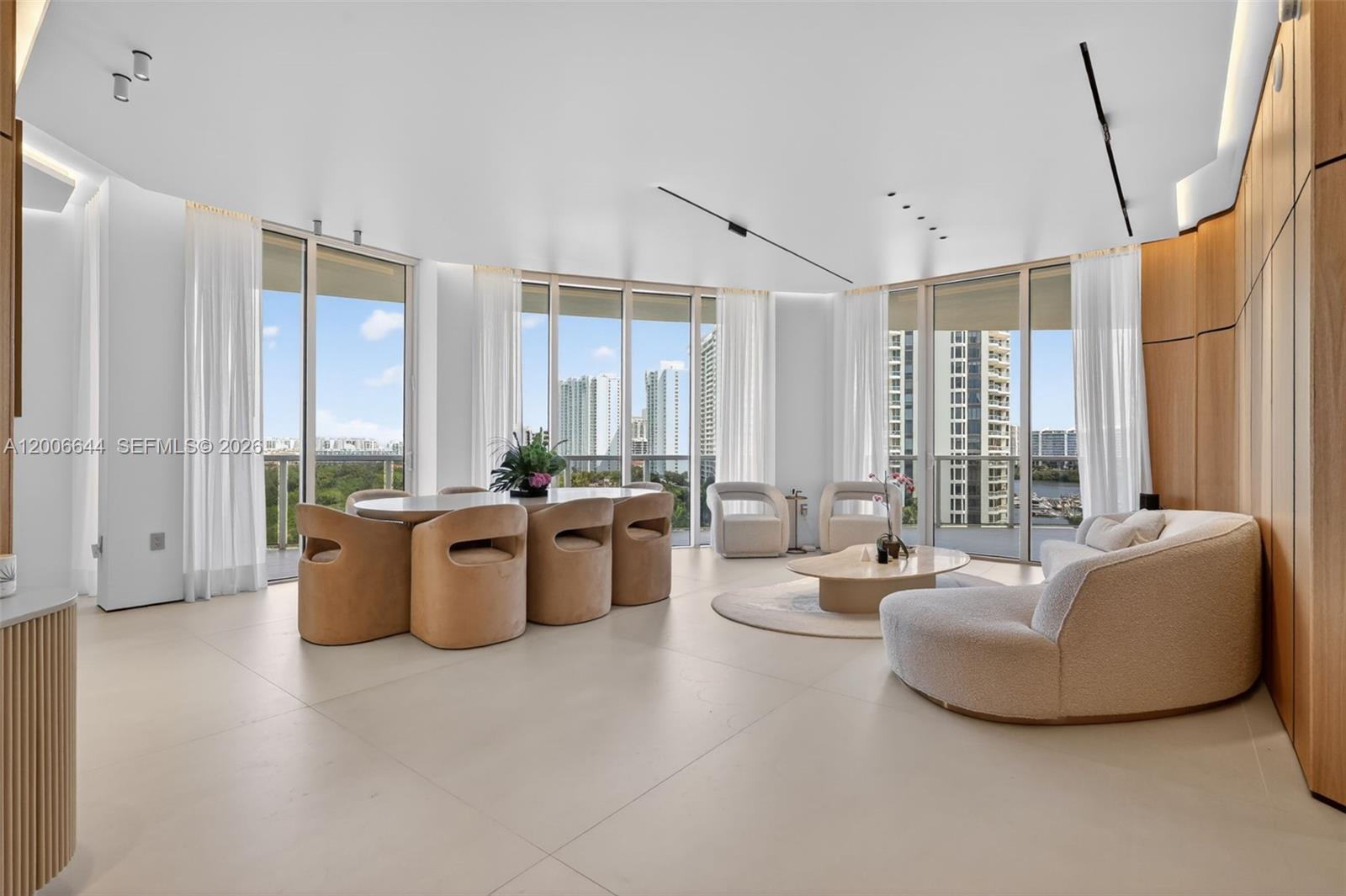 BELLINI AT WILLIAMS ISLAN - Residential