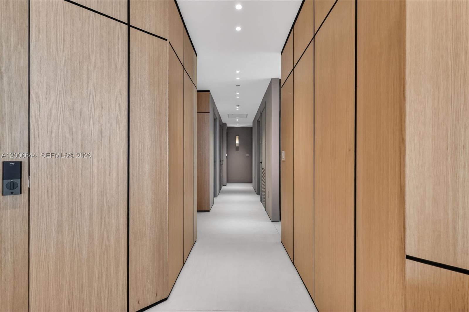 BELLINI AT WILLIAMS ISLAN - Residential