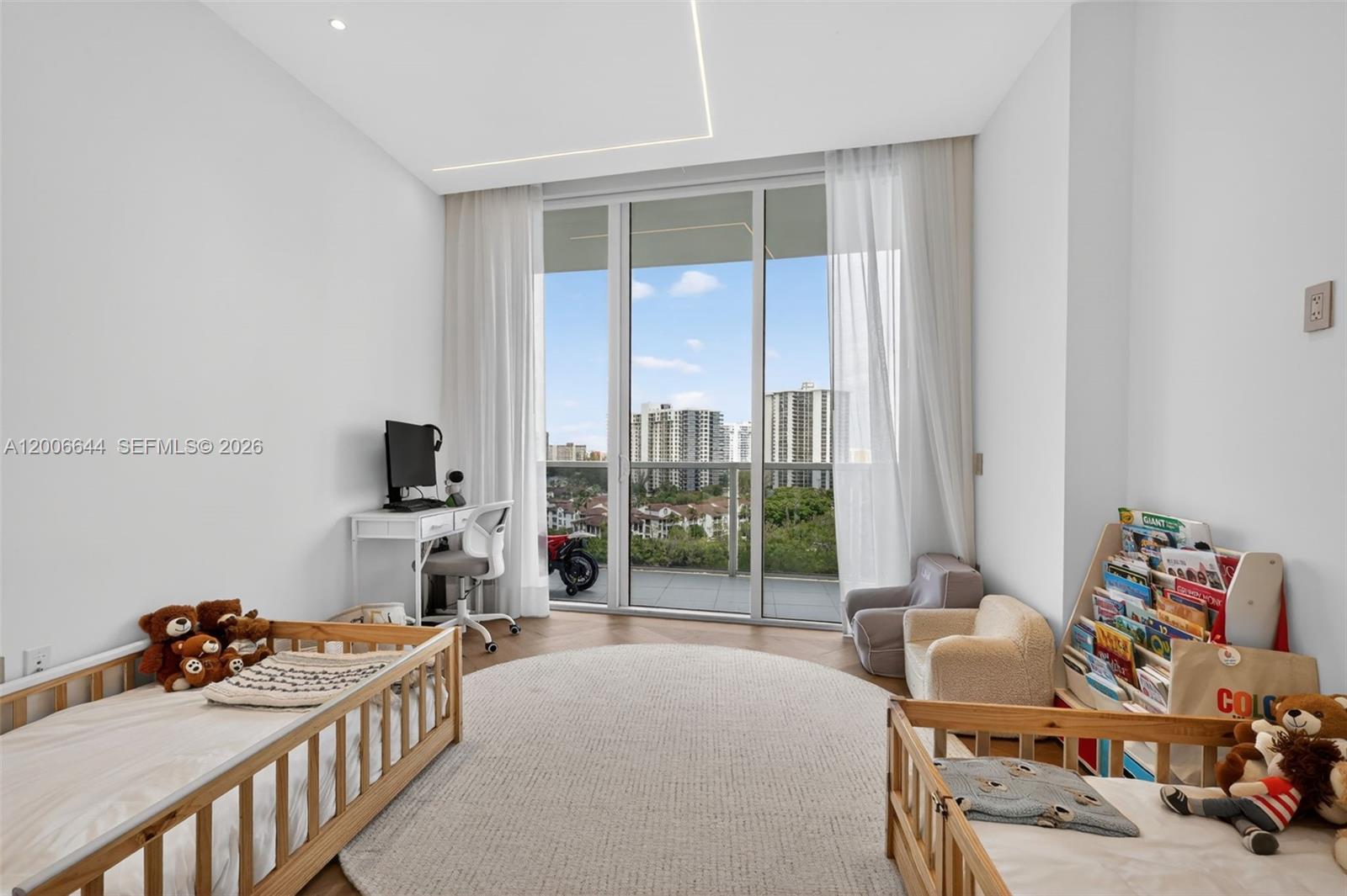 BELLINI AT WILLIAMS ISLAN - Residential