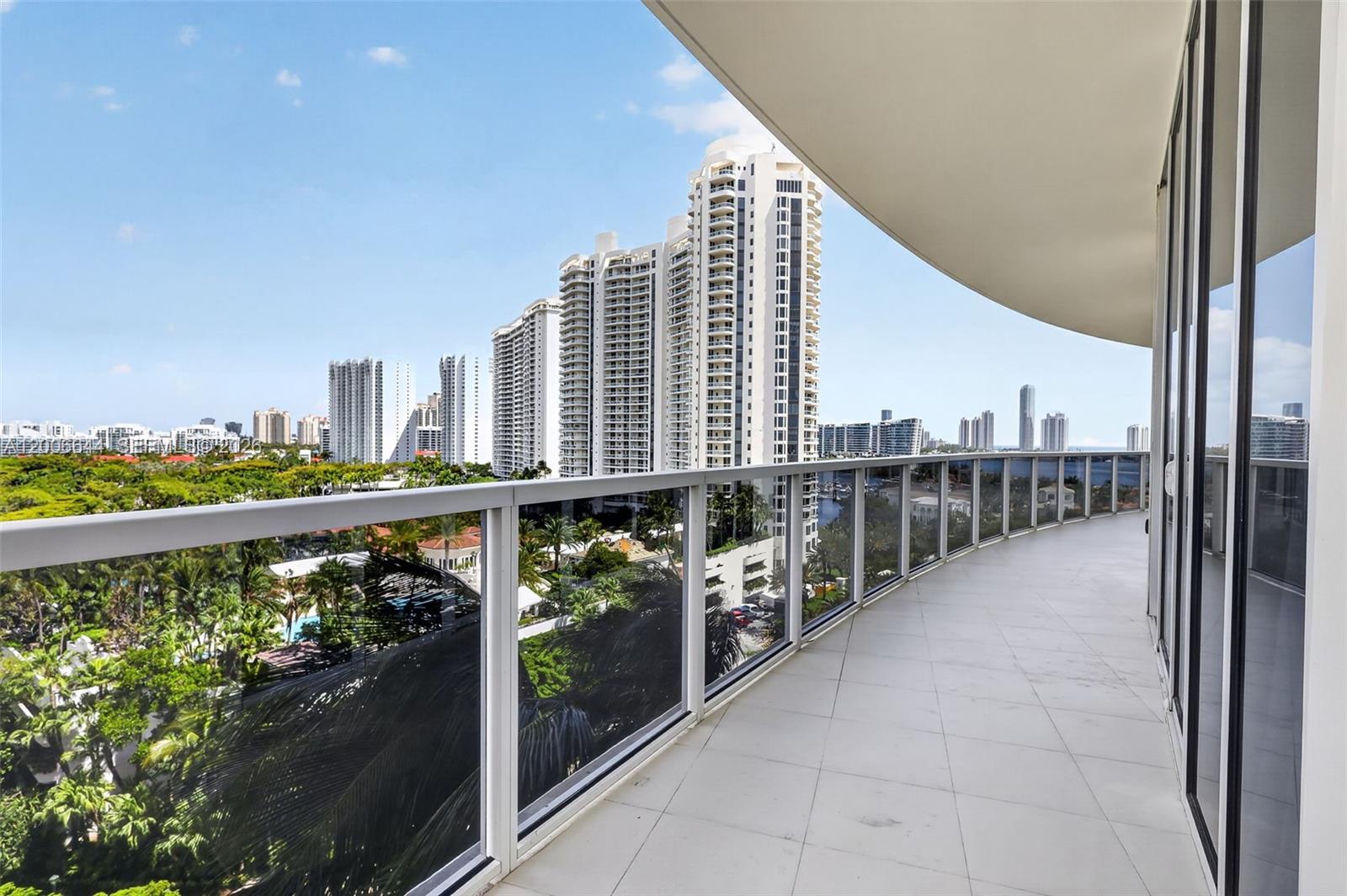 BELLINI AT WILLIAMS ISLAN - Residential