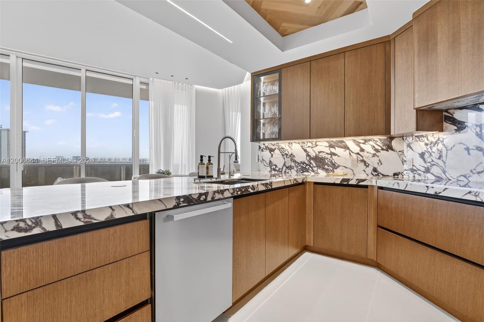 BELLINI AT WILLIAMS ISLAN - Residential