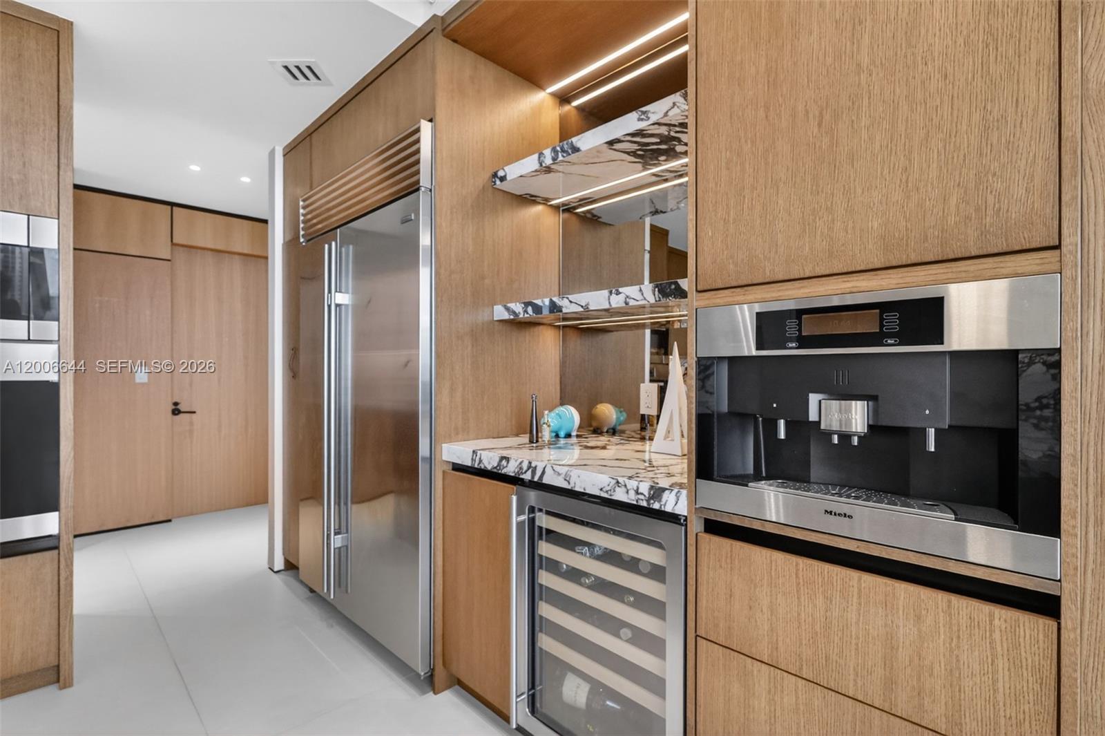 BELLINI AT WILLIAMS ISLAN - Residential